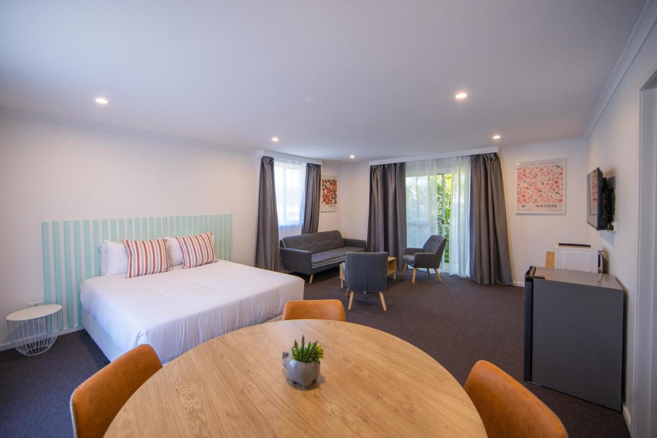 Gosford Palms Motor Inn Екстериор снимка