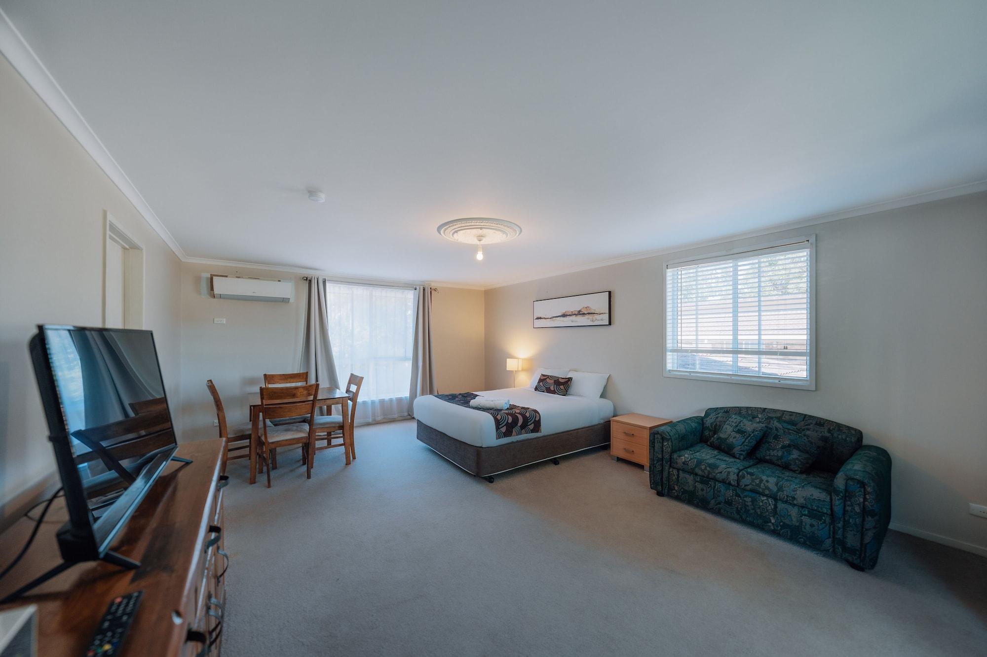 Gosford Palms Motor Inn Екстериор снимка
