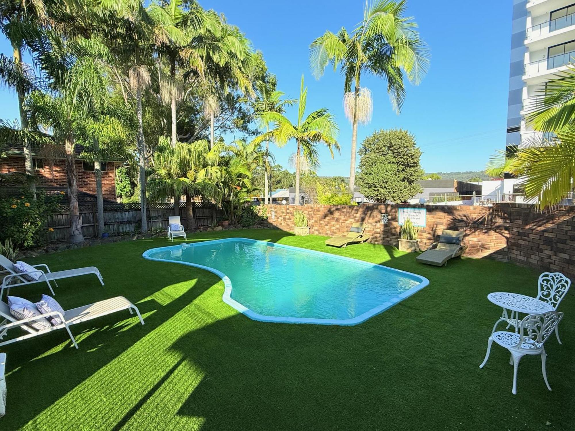 Gosford Palms Motor Inn Екстериор снимка